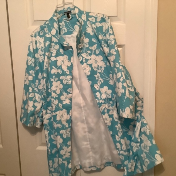 Madison Lightweight Lined Casual Coat, Belted, Size XL, Blue and White - Picture 5 of 8